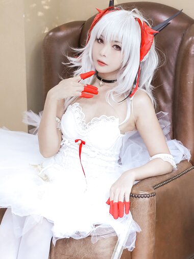 [Cosplay] 苏嫣嫣阿姨 方舟