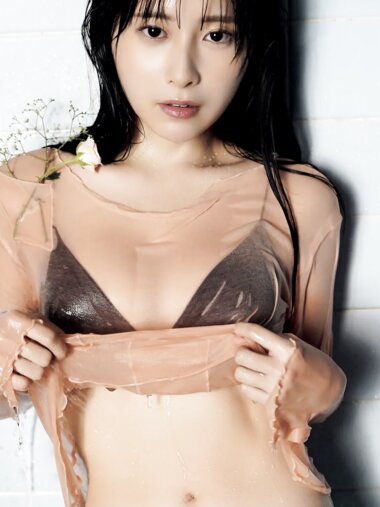 [Photobook] 汐見まとい - 至高のヴィーナス (Friday Gold)