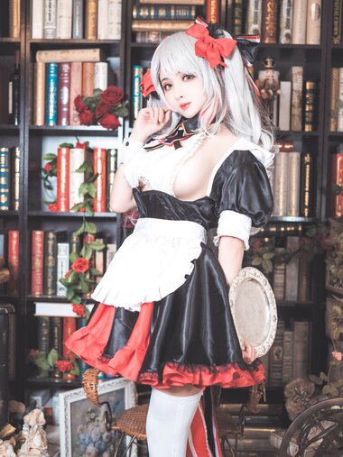 [Cosplay] Rioko 凉凉子 - Maid Eugen 欧根女仆