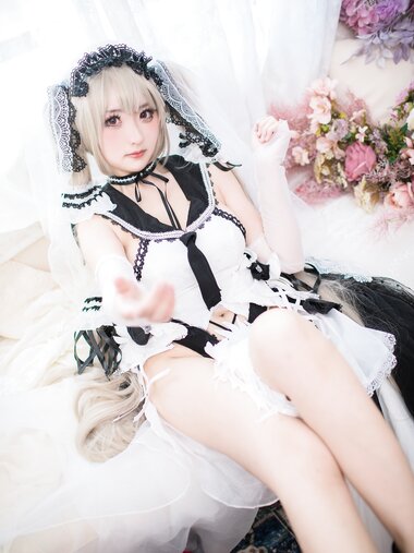 [Cosplay] Kaitto 风筝 - Awesome young lady dressing up 可畏 梳妆的大小姐