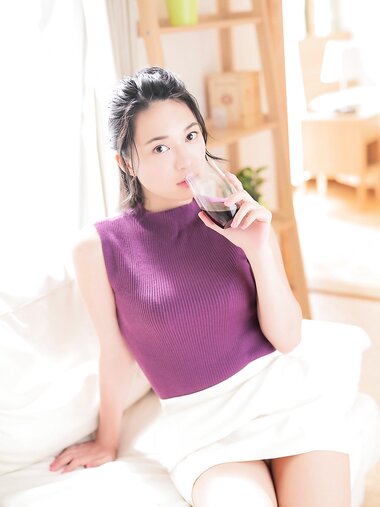 [YS Web] 2020-09-02 Vol.892 山中知恵 Tomoe Yamanaka  [ギネス級グラドル光臨！][88P 131M]