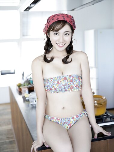 [YS Web] 2021-03-24 Vol.911 紗綾 Saaya [伝説のグラビア天使!!!!!!][108P 178M]