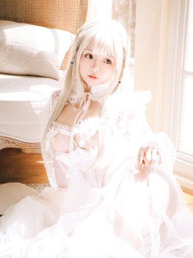 [Cosplay] 日奈娇 白纱衣