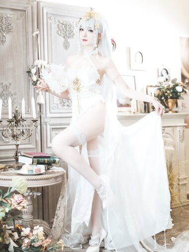 [Cosplay] 封疆疆v 埃姆登