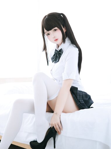 [Cosplay] 日奈娇 学姐