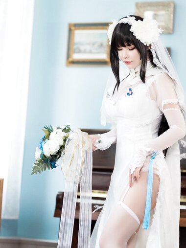 [Cosplay] Qian Yu 前羽 - Wedding Day 燕尔新婚
