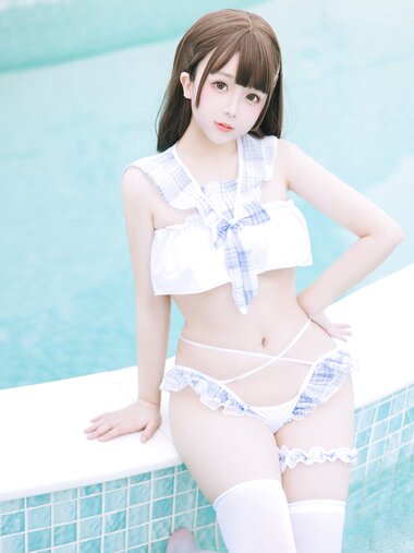 [Cosplay] 日奈娇 海军少女