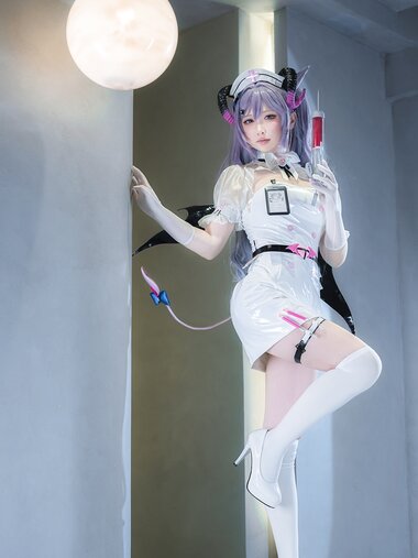 [Cosplay] 樱梨梨 刻晴魅魔护士
