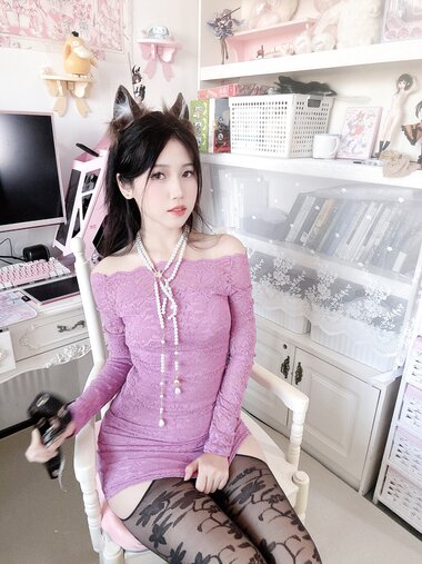[Cosplay] 不呆猫 新浴室人妻