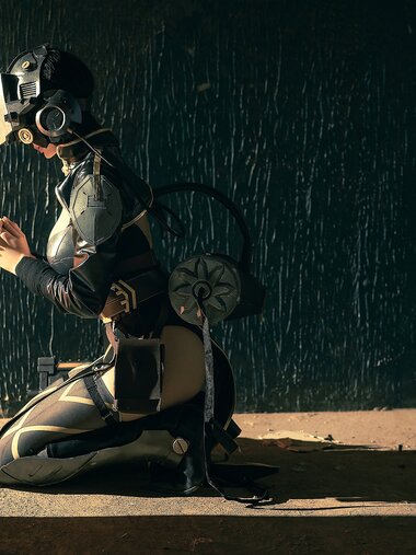 [Cosplay] Xia Xiao Qiu 秋和柯基 - Vatican the Bearer of Light 荷光者梵蒂