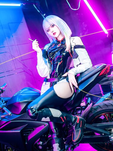 [Cosplay] Natsuko夏夏子 赛博朋克 边缘行者Lucy