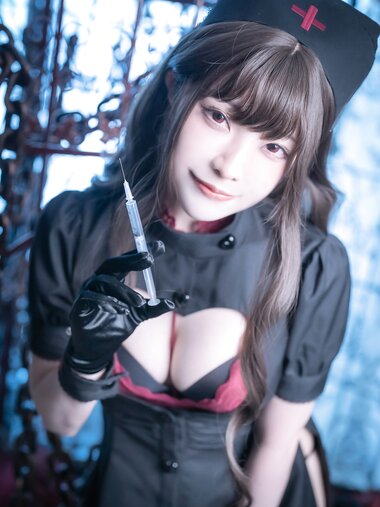 [Cosplay] YuDan - Black Nurse