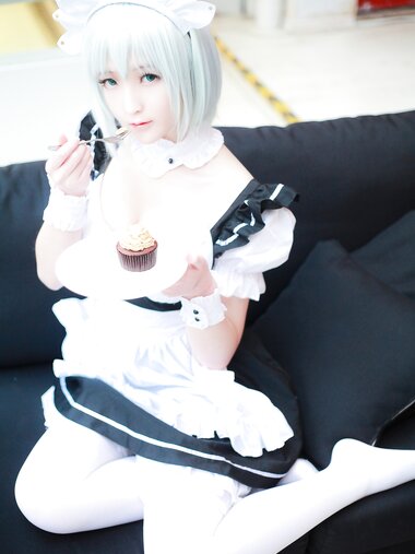 [Cosplay] YiXiaoYangZe 一小央泽 - Maid Tobiichi Origami 女仆鸢一折纸