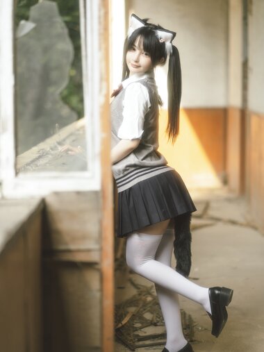 [COSPLAY] 樱井宁宁 - 废墟jk