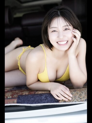 FRIDAY GOLD 凛咲子 夏が来た！未公開20カット