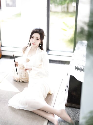 [Cosplay] 王馨瑶Yanni 白色连衣裙字画