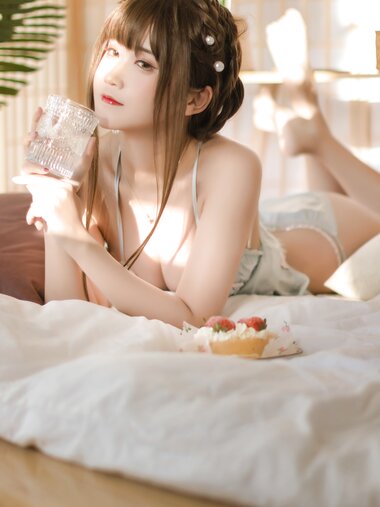 [Cosplay] 三度 69 靛蓝