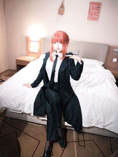 [Cosplay] Quan冉有点饿 电锯人 玛奇玛