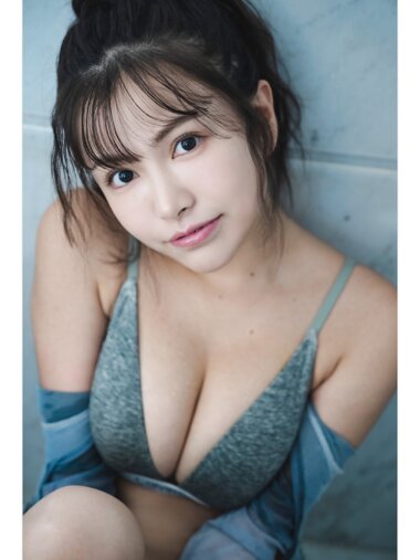 [Photobook] 鈴木聖 デジタル写真集「汗をかいた後に」
