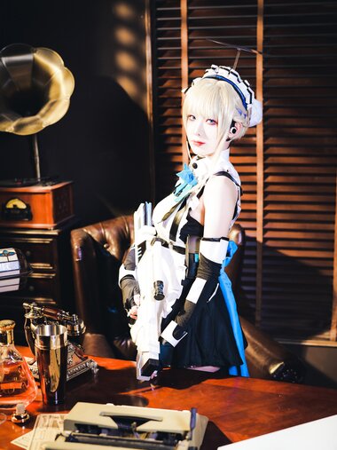 [Cosplay] 封疆疆v 飞鸟马时 女仆