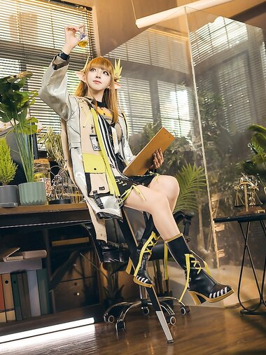 [Cosplay] MuMu Zuzumi 祖木子 - 莱茵生命，生态科主任，缪尔赛思。