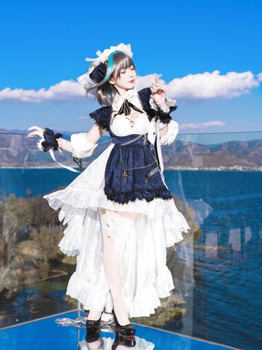 [Cosplay] 小瑶幺幺 透明比基尼