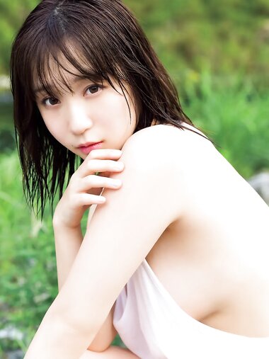 [FRIDAY] 2022.09.09 伊織もえ 本仮屋ユイカ 田中美久 吉行ゆきの 青山ひかる 池田夏希 澄田綾乃 (No Watermark)