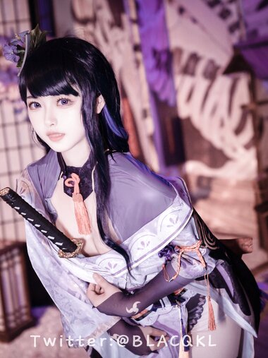 [COSPLAY] 白莉爱吃巧克力（白リリ）- 雷电将军 (2022.08)