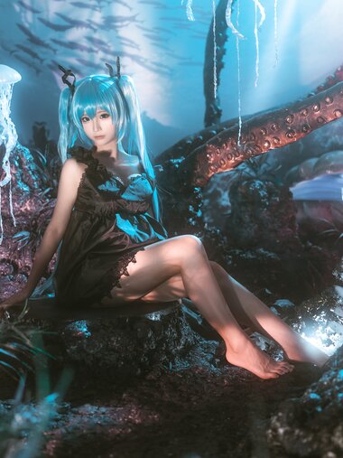 [COSPLAY] 蠢沫沫 - 深海少女 [44p+431M]