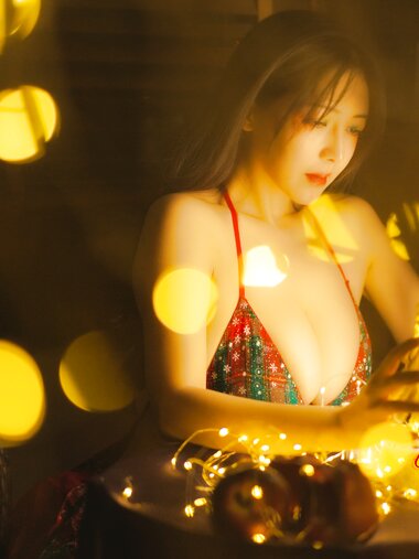 [COSPLAY] GiGi晚晚 - ChristmasDay