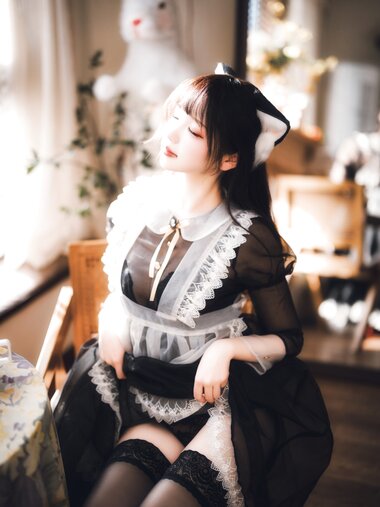 [Cosplay] 雪晴Astra 透明女仆长裙