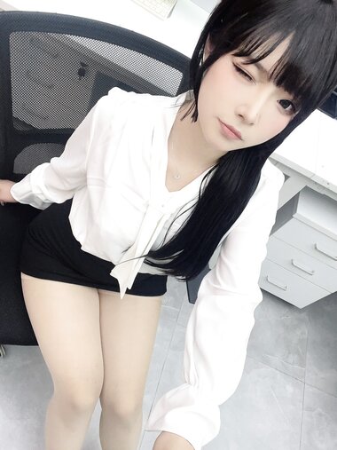 [Cosplay] yuuhui玉汇 体贴的秘书