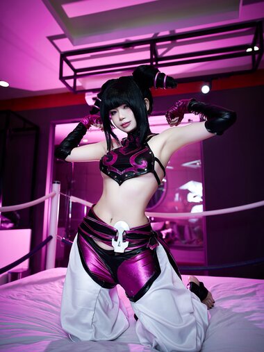 [Cosplay] ZinieQ - Juri Han