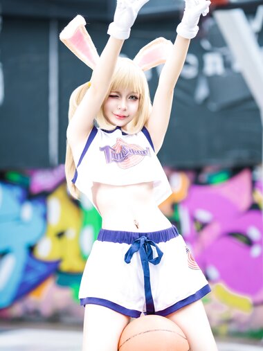 [Cosplay] Umeko J Lola Bunny