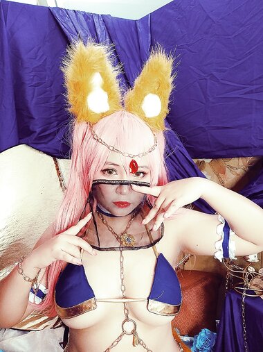 [Cosplay] Yurihime - Tamamo Selfie