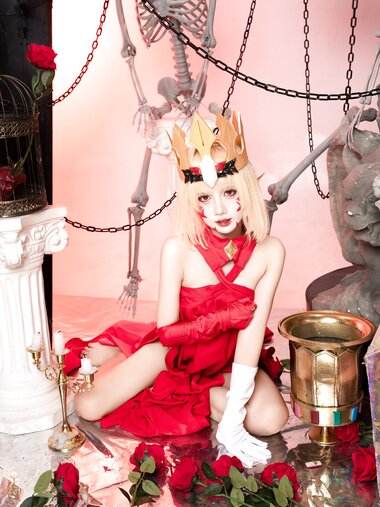 [Cosplay] PoppaChan Draco Beast FGO