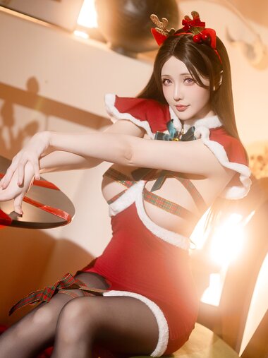 [Cosplay] 星之迟迟 - 2024圣诞 奇妙夜