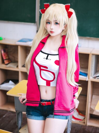 [Cosplay] 日奈娇 - 秋月爱莉