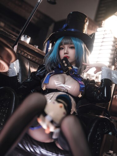 [Cosplay] 雪晴Astra - 万圣节 柴郡魔术师