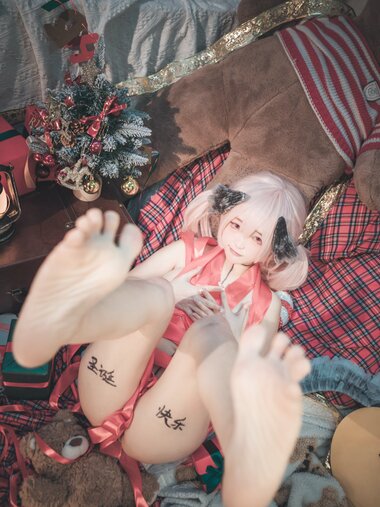 [Cosplay] 神沢永莉 - 请签收小春的礼物