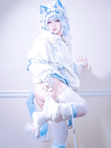 [Cosplay] 狐洛洛子 - 水色猫猫头
