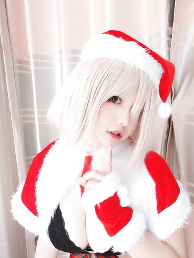 [Cosplay] 阿半今天很开心 - 圣诞马修