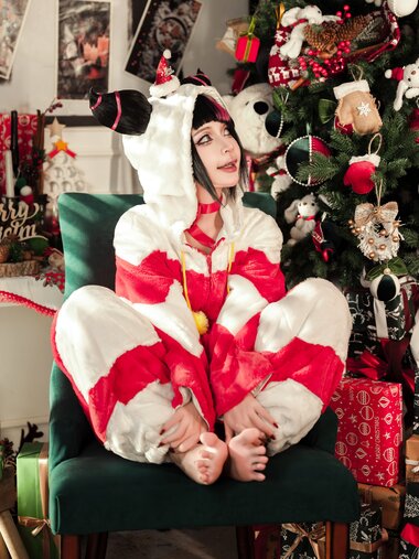 [Cosplay] Umeko J - Juri Han Xmas Street Fighter