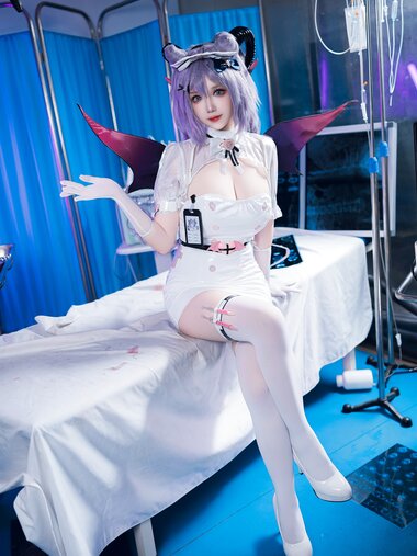 [Cosplay] 雪晴Astra – 2024万圣节 护士刻晴