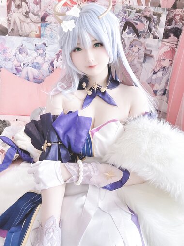 [Cosplay] Misa Daidai みさ呆呆 - Robin 知更鸟