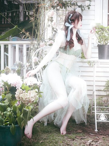 [Cosplay] 鹿八岁 - 小鹿的秘密花园
