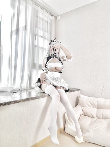 [Cosplay] 小仓千代w 明日方舟 W女仆