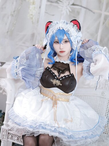 [Cosplay] Axuan 阿璇学妹 - Ganyu 甘雨