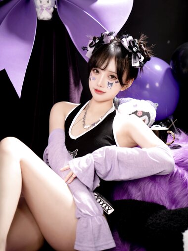 [Cosplay] Axuan 阿璇学妹 - Kuromi 库洛米