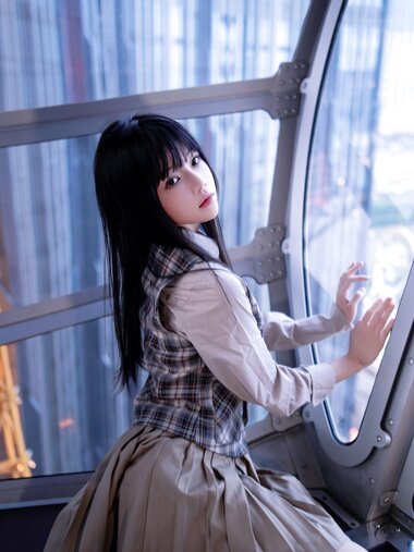 [Cosplay] 桜桃喵 - 制服摩天轮